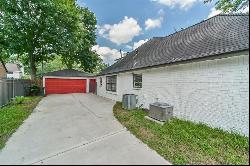 11814 Gardenglen Drive, Houston TX 77070