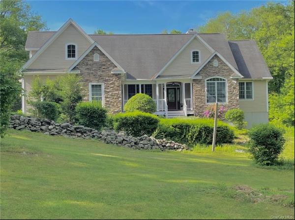 45 Cider Mill Court, Pleasant Valley NY 12569
