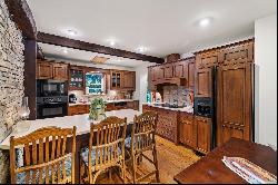 2240 County Line Road, Champion, PA 15622