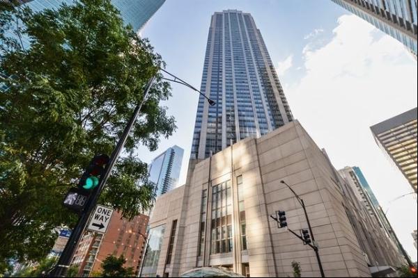 512 N McClurg Court #1109, Chicago IL 60611