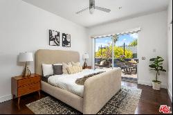 1050 N Gardner Street #6, West Hollywood CA 90046