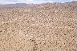 Peak Perfection: 10-Acre Panoramic Paradise in Joshua Tree