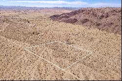 Peak Perfection: 10-Acre Panoramic Paradise in Joshua Tree