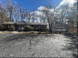 1612 Crescent Rd, Clifton Park NY 12065