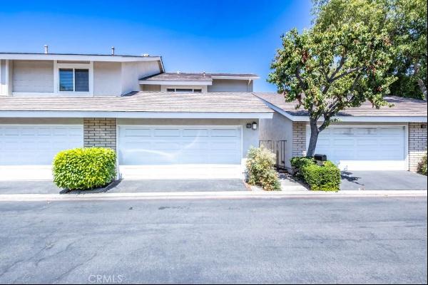 21 Ashbrook #102, Irvine CA 92604