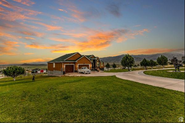 2521 W RIDGELINE RD, Stockton UT 84071