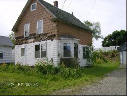 40 Park Street, East Millinocket ME 04430