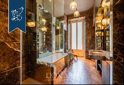 Huge flat with a cellar and a garage for sale in Milan's liveliest district