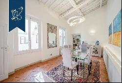 Luxurious modern apartment for sale in Florence's city centre, between the Duomo and Piazz