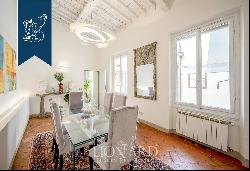 Luxurious modern apartment for sale in Florence's city centre, between the Duomo and Piazz