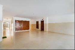 Flat, 2 bedrooms, for Sale