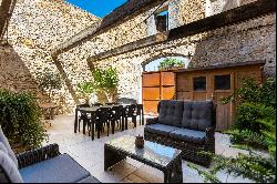 Character house with courtyard in the Massif de la Clape