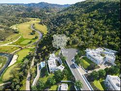 luxury golf resort home in Querenca