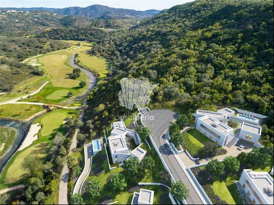 luxury golf resort home in Querenca