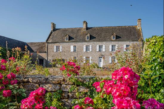 En Normandie, dans la Manche, a environ 9 kilometres de Sainte-Mere-eglise