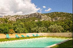 Classical Bastide with swimming pool