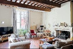 Pezenas, Charming Family Home with Outbuilding and Pool