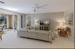 5010 Marina Cove Dr Unit 101, Naples FL 34112