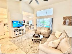 8010 Belmont Ct, Naples FL 34113