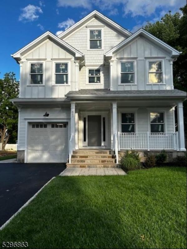 647 Downer St, Westfield Town NJ 07090