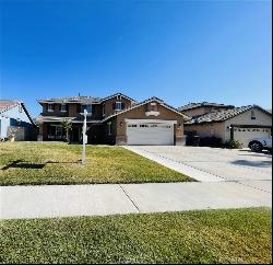 16153 Star Crest Way, Fontana CA 92336