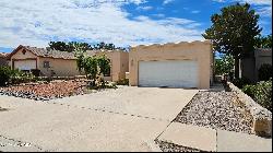 2268 Evening Star Avenue, Las Cruces NM 88011