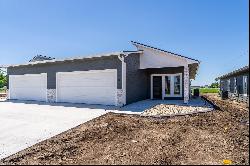 537 Oxford Ave, Harrisburg SD 57032