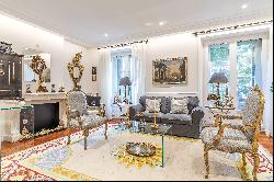 Luxury Madrid Abode with Elega