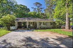 Picturesque Ranch on Large Lot in Briarcliff Heights