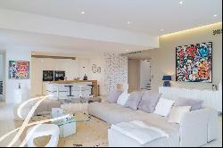 Mougins: Beautiful contemporary villa in a quiet area