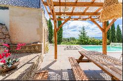 Aubagne, Les Solans - Family Home on Vast Grounds with Pool