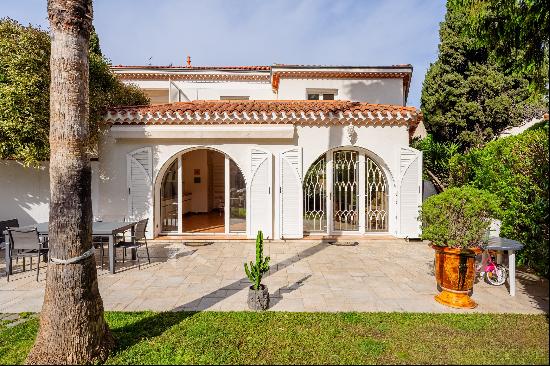 Marseille 8th, Saint-Giniez neighborhood - Villa with Pool