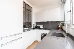 Rocher, Charming 3-room flat on the top floor, Law 1.235