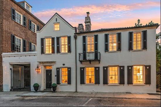 35 Tradd Street, Charleston, SC, 29401, USA