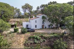 Charming 17th century farmhouse with 3 independent dwellings