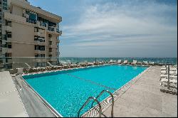 Exquisite Sea View Apartment by the Beach