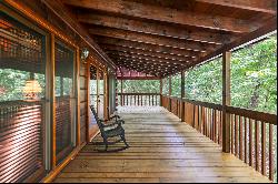 Perfect Getaway Cabin Near Toccoa River and Horseshoe Bend Park