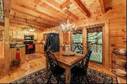 Perfect Getaway Cabin Near Toccoa River and Horseshoe Bend Park