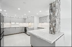 650 Ocean Dr, #7E, Key Biscayne, FL