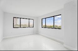 650 Ocean Dr, #7E, Key Biscayne, FL