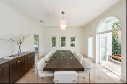 375 Harbor Ln, Key Biscayne, FL