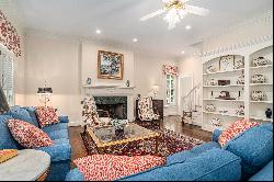 Elegant Georgian in Exclusive Enclave in the Heart of Sandy Springs