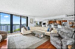 5420 N Ocean Dr, #1106, Singer Island, FL