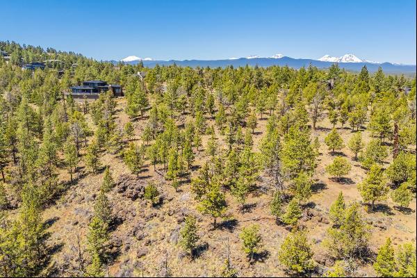 1470 NW Puccoon Court Bend, OR 97703