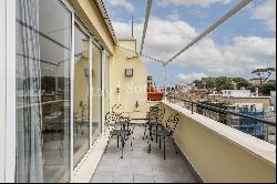 Renovated penthouse with a view of St. Peter's Dome