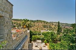 A Serene Arabic-Style Home in Ein Karem