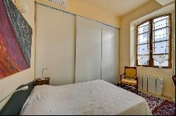 House in the historic centre of Arles, 3 bedrooms and small terrace