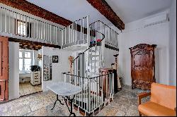 House in the historic centre of Arles, 3 bedrooms and small terrace