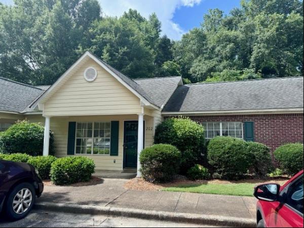 500 Waverly Place Unit 202, Opelika AL 36081