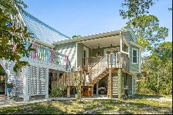 980 E Pine, St. George Island FL 32328